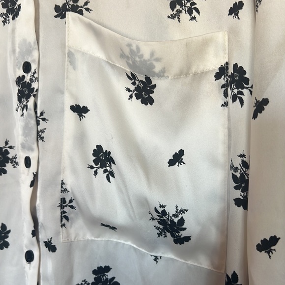 Zara Button Down satin blouse size S - Picture 3 of 5